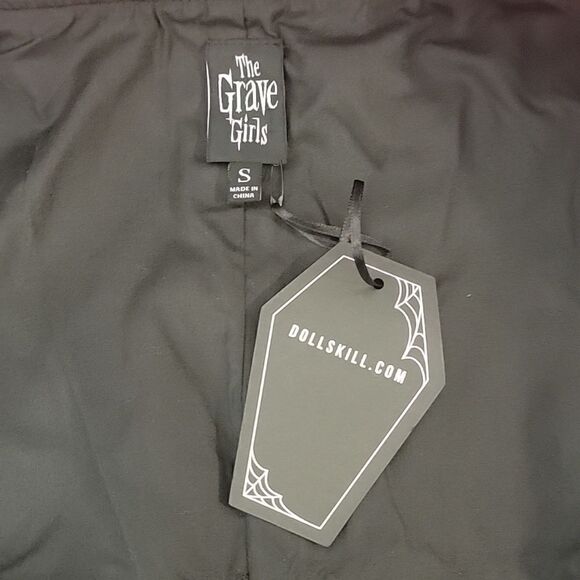 The Grave Girls- Press Coverage Studded Vest - Picture 5 of 7